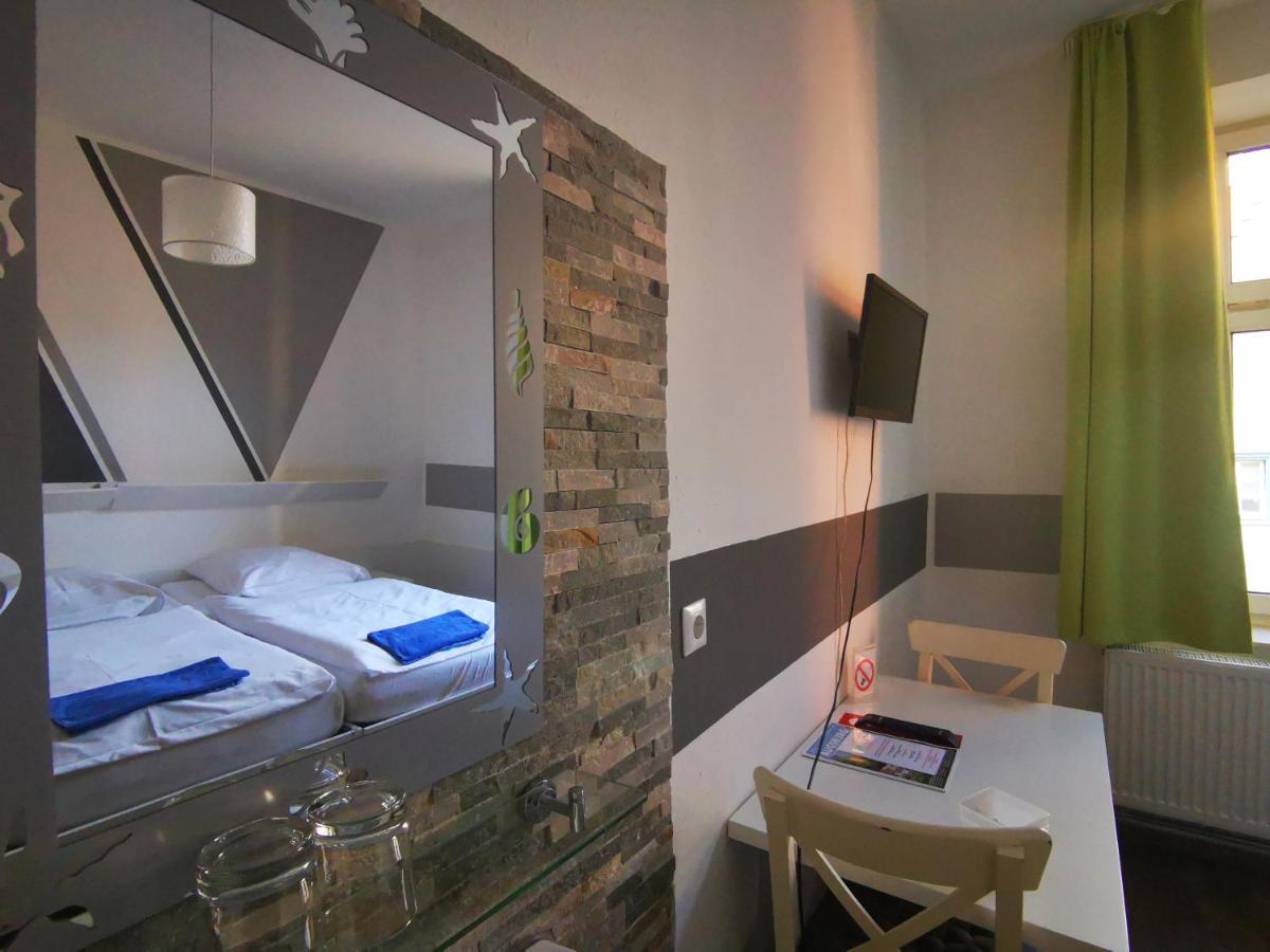 City Hostel Хостел *